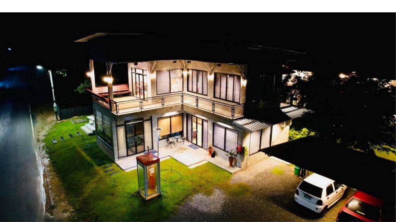 บ้านต้นไม้โฮมสเตย์อุทัยธานี Exterior photo