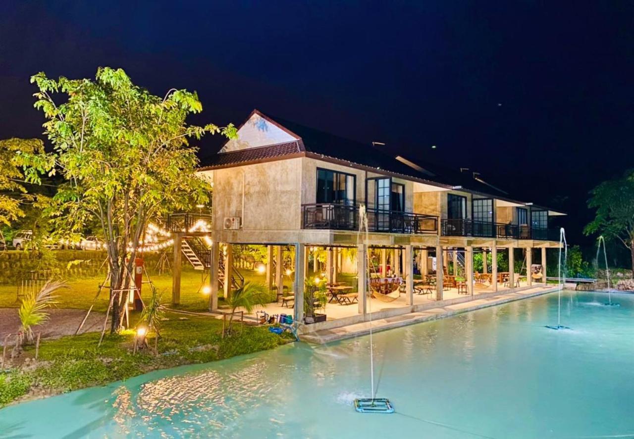 บ้านต้นไม้โฮมสเตย์อุทัยธานี Exterior photo